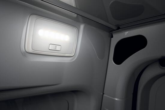 NEUER RENAULT EXPRESS: DER PRAKTISCHE, EFFIZIENTE KLEINTRANSPORTER