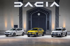 NEUE DACIA MODELLE SANDERO, SANDERO STEPWAY UND JOGGER:  NOCH MEHR ESSENTIALS WEITERHIN ZUM FAIREN PREIS