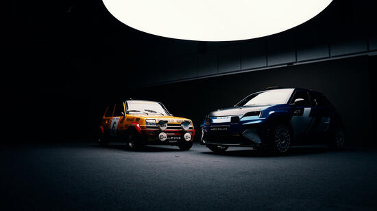 70 JAHRE ALPINE – EPISODE 7:  ENERGIEGELADEN IN DIE ZUKUNFT