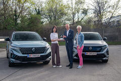 RENAULT GEWINNT „BEST TECHNOLOGY AWARD 2026“ BEIM WOMEN’S WORLDWIDE CAR OF THE YEAR