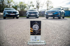 RENAULT GEWINNT „BEST TECHNOLOGY AWARD 2026“ BEIM WOMEN’S WORLDWIDE CAR OF THE YEAR