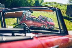 VERGANGENHEIT UND ZUKUNFT AUF VIER RÄDERN: TWINGO TRIFFT FR4ISCHLUFT