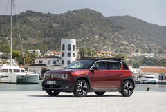 Renault 4 E-Tech Electric Techno Plein Sud in Karmesin-Rot