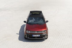 Renault 4 E-Tech Electric Techno Plein Sud in Karmesin-Rot