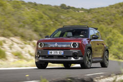 Renault 4 E-Tech Electric Techno Plein Sud in Karmesin-Rot