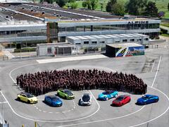 MEHR ALS 35.000 ALPINE A110 IM FRANZÖSISCHEN DIEPPE PRODUZIERT
