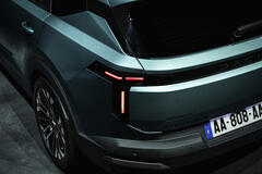 DER NEUE DACIA STRIKER: DAS BESTE AUS DREI WELTEN IM LIFESTYLE-KOMBI