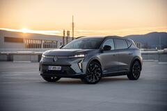 SCENIC E-TECH ELECTRIC: RENAULT ERFINDET DAS FAMILIENFAHRZEUG NEU