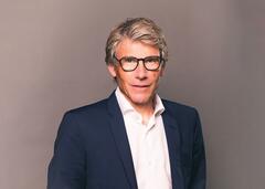 JEAN-PIERRE DIERNAZ ZUM VICE PRESIDENT GLOBAL MARKETING RENAULT BRAND UND CHIEF BRANDING OFFICER FÜR ALLE MARKEN ERNANNT